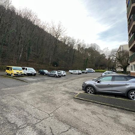 L'Universitairei Campusi Parking Gières Eksteriør bilde